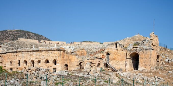 uploaded-image-tiyatro-oyunculugu-ve-canli-performans-1697539692945